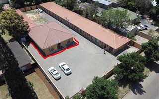 1 Bedroom Flat in Vereeniging Central