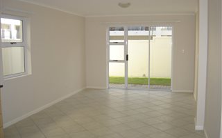 1 Bedroom Apartment in Gordons Bay Central