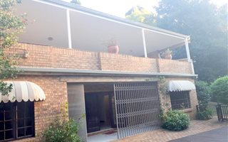 4 Bedroom Townhouse in Wembley