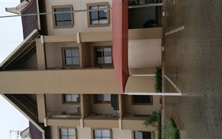 2 Bedroom Flat in Sundowner