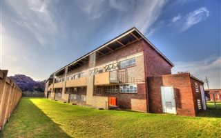3 Bedroom Flat in Witbank Central