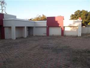2370 m² Land available in Menlo Park