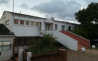 156 m² Commercial space in Athlone