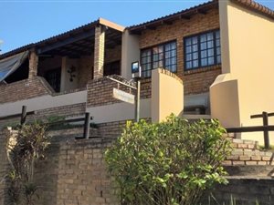 3 Bed Townhouse in Pumula
