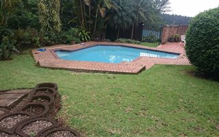 1 Bedroom Garden Cottage in Montrose