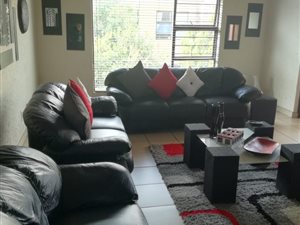 2 Bed Flat in Lakefield