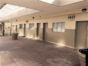 Bachelor apartment in Boksburg Central