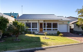3 Bedroom House in Kleinmond