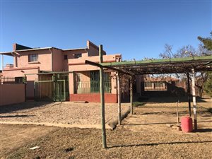 1 ha Farm in Grootfontein Estate