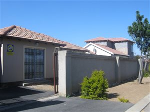 3 Bed House in Alveda