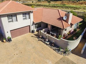 5 Bed Cluster in Midstream Estate