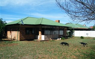 3 Bedroom House in Klerksdorp