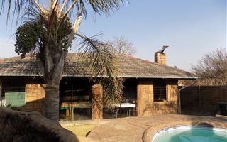 4 Bedroom House in Barry Hertzog Park