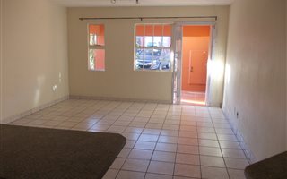 3 Bedroom Townhouse in Meyersdal