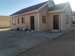 3 Bed House in Marblehall