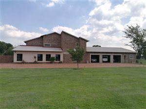 2.1 ha Farm in Vallombrosa