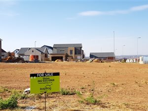 430 m² Land available in Golden Fields Estate