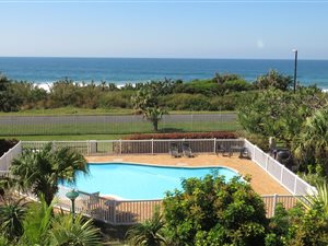 3 Bed Apartment in Uvongo