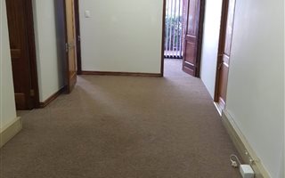 76 m² Office Space in Montana
