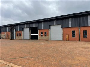 1175 m² Industrial space in Clayville