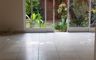 4 Bedroom Townhouse in Menlyn