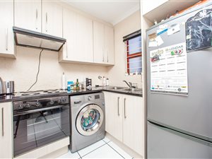 2 Bed Apartment in Fourways