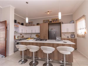 2 Bed Apartment in Golden Fields Estate