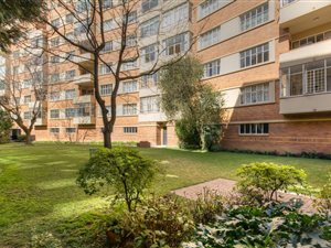 3 Bed Apartment in Houghton Estate