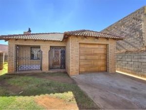 3 Bed House in Dobsonville