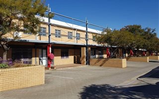 328 m² Industrial space in Halfway House