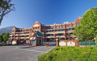 184 m² Commercial space in Claremont