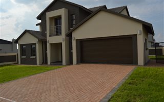 3 Bedroom House in Derdepoort