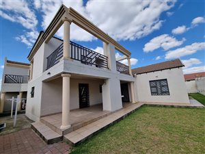 5 Bed House in Ormonde