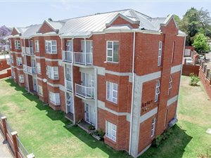 2 Bed Apartment in Grahamstown Central