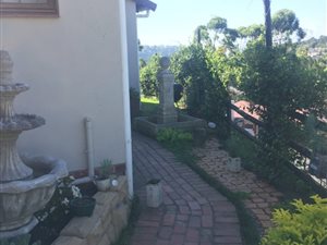 3 Bedroom Townhouse in Cowies Hill