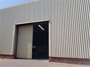 2500 m² Industrial space in Ormonde