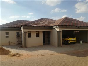 3 Bed Townhouse in Clarina