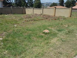 317 m² Land available in Munsieville South