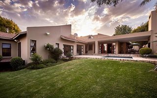 4 Bedroom House in Kyalami Estate