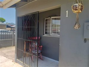 3 Bed House in Austerville