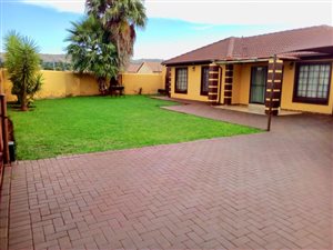 3 Bed House in Chantelle