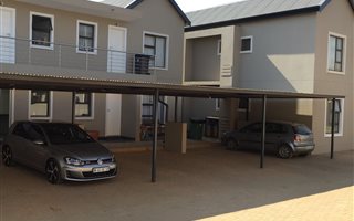 2 Bedroom Apartment in Broederstroom