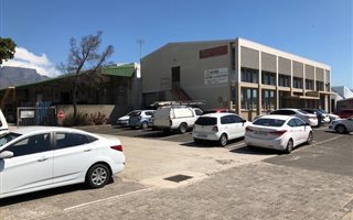 2713 m² Industrial space in Paarden Eiland