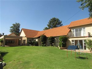 8 Bed House in Glenhazel