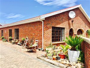 5 Bed House in George East