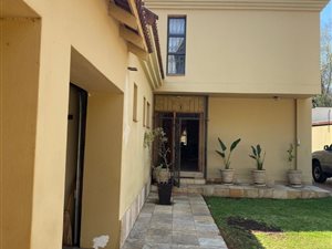 4 Bed House in Muckleneuk