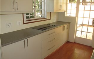 3 Bedroom Townhouse in Bryanston
