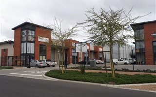 310 m² Commercial space in Brackenfell Industrial