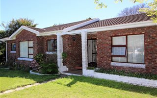 3 Bedroom House in Rexford