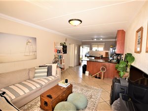 1 Bed Apartment in Paulshof